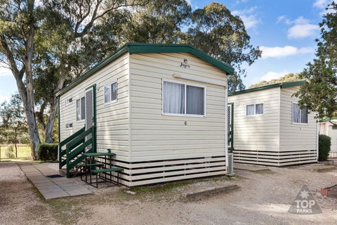 Gawler Caravan Park - Australian Directory 29