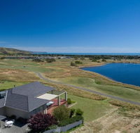 Golfers Paradise 18th Tee - 52 Huntingdale Drive - Australian Directory