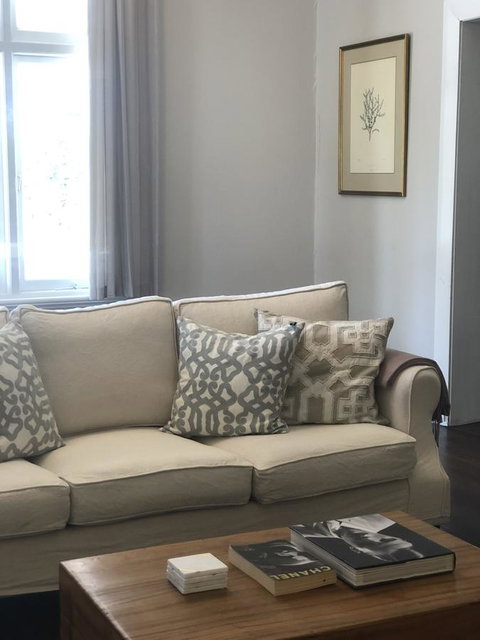 Belmore Cottage - Australian Directory 3