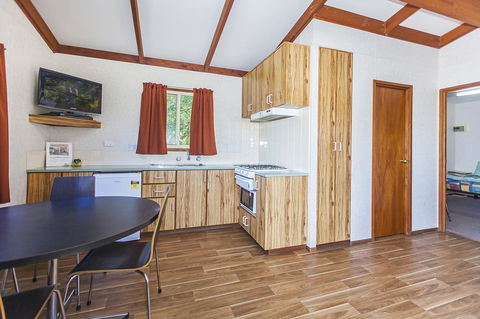 Echo Holiday Parks - Naracoorte - Australian Directory 39