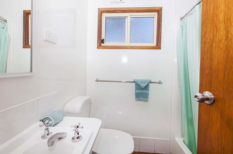 Echo Holiday Parks - Naracoorte - Australian Directory 15