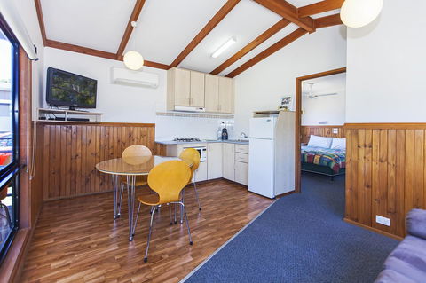 Echo Holiday Parks - Naracoorte - Australian Directory 31