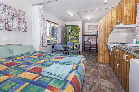 Echo Holiday Parks - Naracoorte - Australian Directory 0