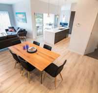 Wellington Lake Retreat - Australian Directory