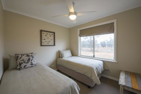 Flinders Bush Retreats - Australian Directory 18