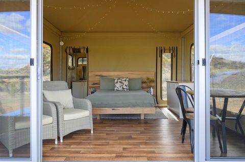 Flinders Bush Retreats - Australian Directory 4