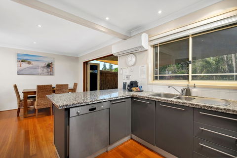 Casuarina 1 - Australian Directory 5