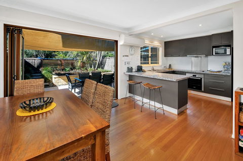 Casuarina 1 - Australian Directory 4
