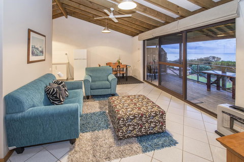 Chandlers Smiths Beach Villas - Australian Directory 3