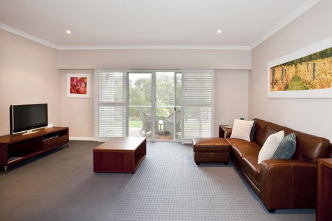 Seashells Yallingup - Australian Directory 1