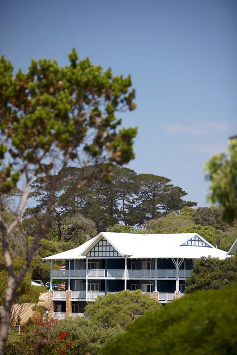 Seashells Yallingup - Australian Directory 13