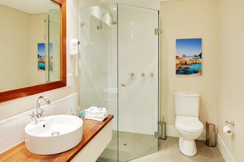 Seashells Yallingup - Australian Directory 31