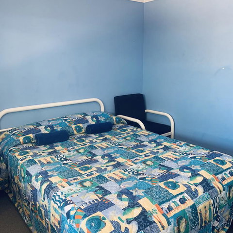 Bay Lodge - Australian Directory 19