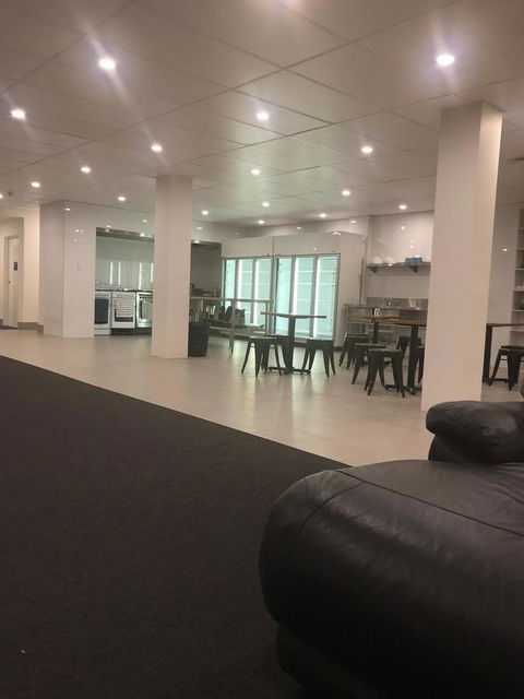 Perth City Backpackers Hostel - Note - Valid Passport Required To Check In - Australian Directory 11