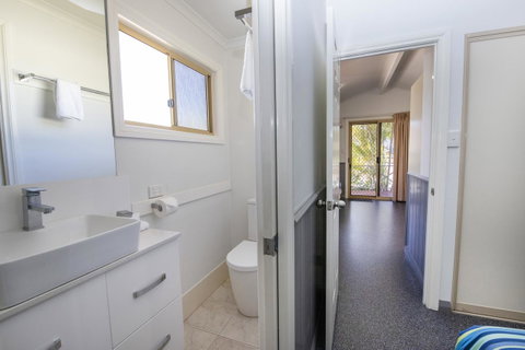 Karrinyup Waters Resort - Australian Directory 18