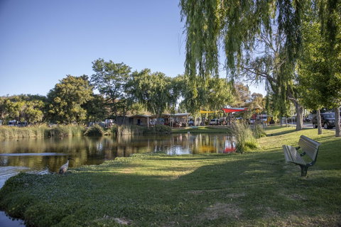 Karrinyup Waters Resort - Australian Directory 40