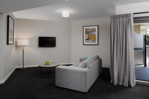 Esplanade Hotel Fremantle - By Rydges - Australian Directory 11
