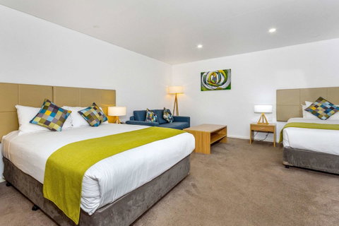 Mantra Bunbury - Australian Directory 20