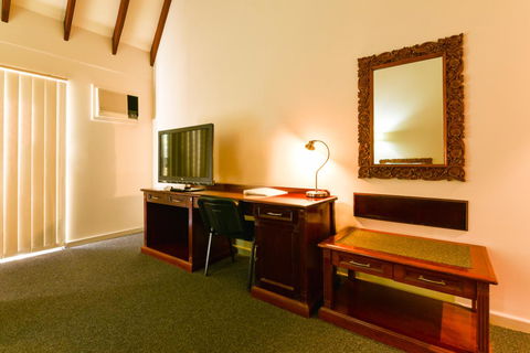 Sanno Marracoonda Perth Airport Hotel - Australian Directory 14