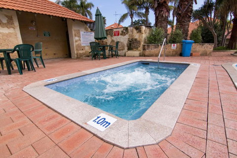 Mandurah Family Resort - Australian Directory 26