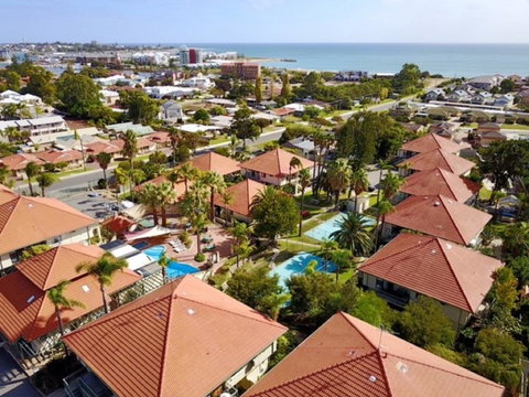 Mandurah Family Resort - Australian Directory 0
