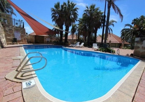 Mandurah Family Resort - Australian Directory 25