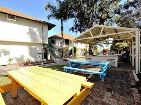 Mandurah Family Resort - Australian Directory 30