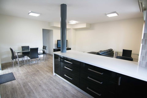 Mandurah Family Resort - Australian Directory 36
