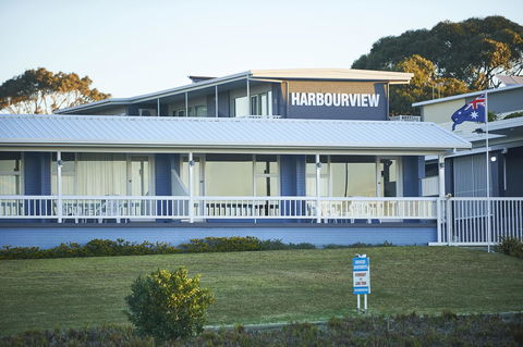 Harbour View Apartments - Australian Directory 6