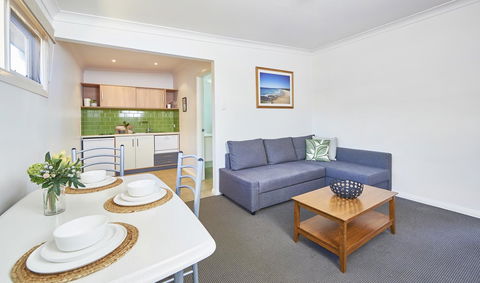 Harbour View Apartments - Australian Directory 1