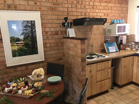 Forest Lodge Resort - Australian Directory 16