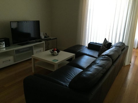 Parklane Apartments - Australian Directory 19