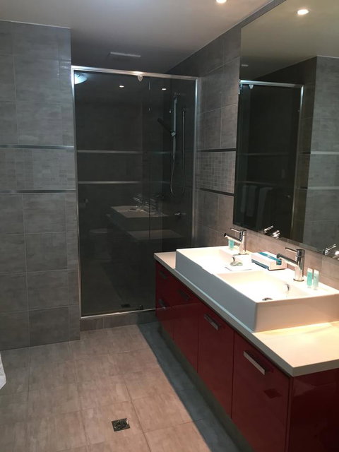 Parklane Apartments - Australian Directory 11