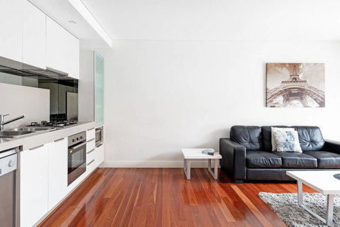 Parklane Apartments - Australian Directory 12