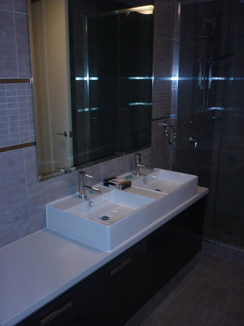 Parklane Apartments - Australian Directory 30