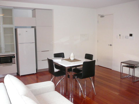 Parklane Apartments - Australian Directory 24