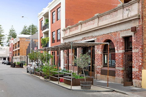 Parklane Apartments - Australian Directory 40
