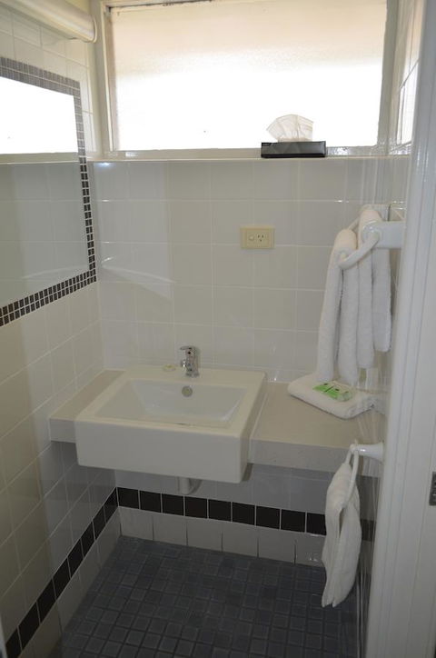 Country Comfort Amity Motel - Australian Directory 10