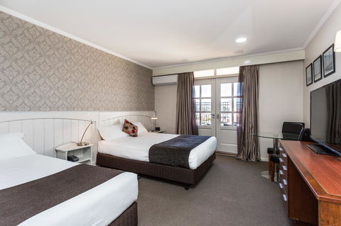 Country Comfort Amity Motel - Australian Directory 36