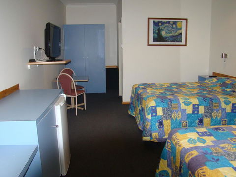 Dunsborough Central Motel - Australian Directory 26