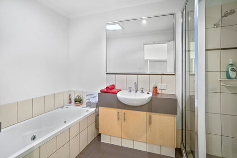 Villa On Fearn - Australian Directory 7