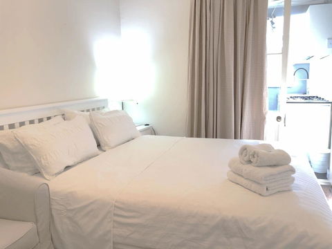 Stunning Terrace In Centennial Park - Australian Directory 1