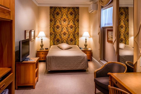 European Hotel - Australian Directory 11