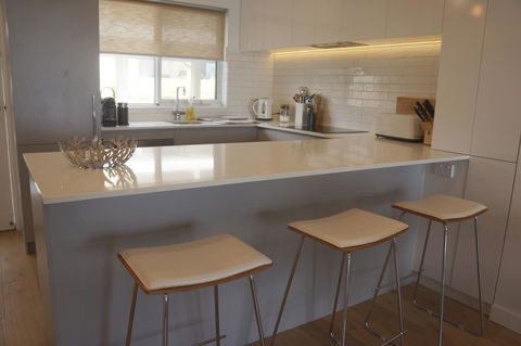 Cottesloe Beachfront Ocean View Apartment - Australian Directory 13