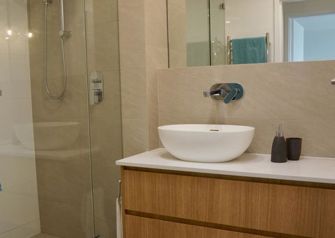 Cottesloe Beachfront Ocean View Apartment - Australian Directory 17