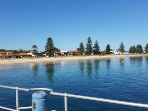 Palm Beach Manor - Australian Directory 16