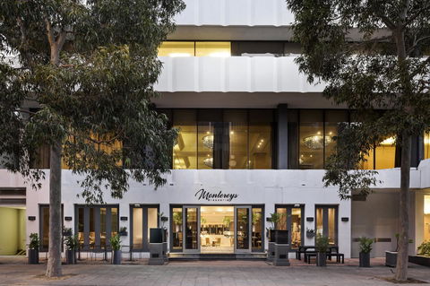 Pan Pacific Perth - Australian Directory 41