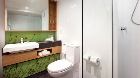 Holiday Inn Perth City Centre, An IHG Hotel - Australian Directory 3