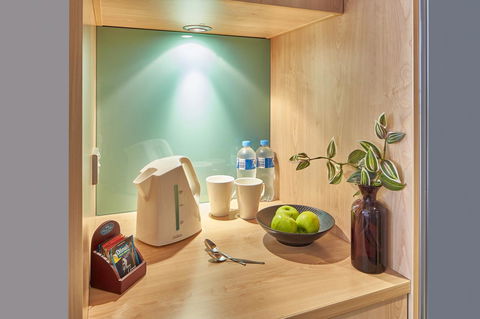 Mercure Perth - Australian Directory 14