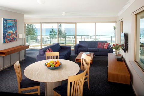 Seashells Scarborough - Australian Directory 12